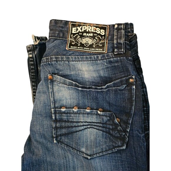 Express Jeans Distressed Mens Denim Pants With Frayed Hem - Picture 6 of 8